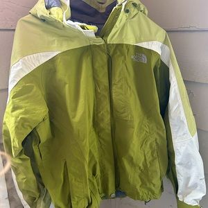 The North Face Hyvent Women’s Green Hooded Jacket